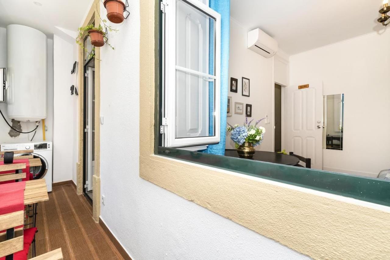 Retro M2 R4 - Lovely Double Room With Shared Bathroom Lisboa Extérieur photo