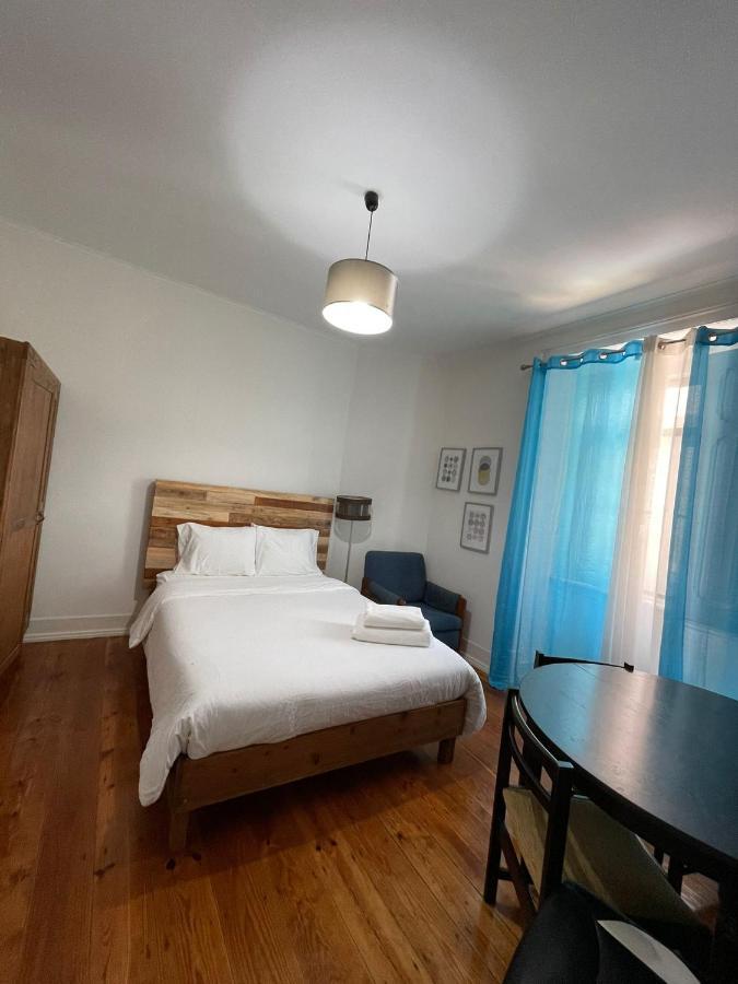 Retro M2 R4 - Lovely Double Room With Shared Bathroom Lisboa Extérieur photo